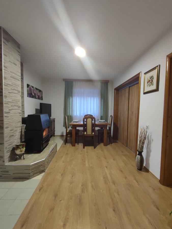 Apartman Adna Kulen Vakuf Ngoại thất bức ảnh