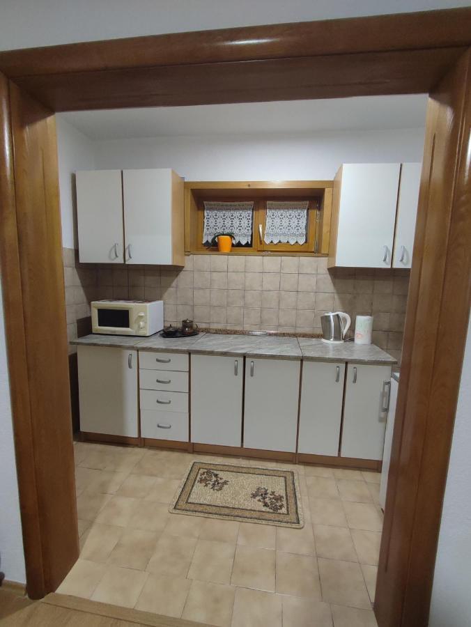 Apartman Adna Kulen Vakuf Ngoại thất bức ảnh