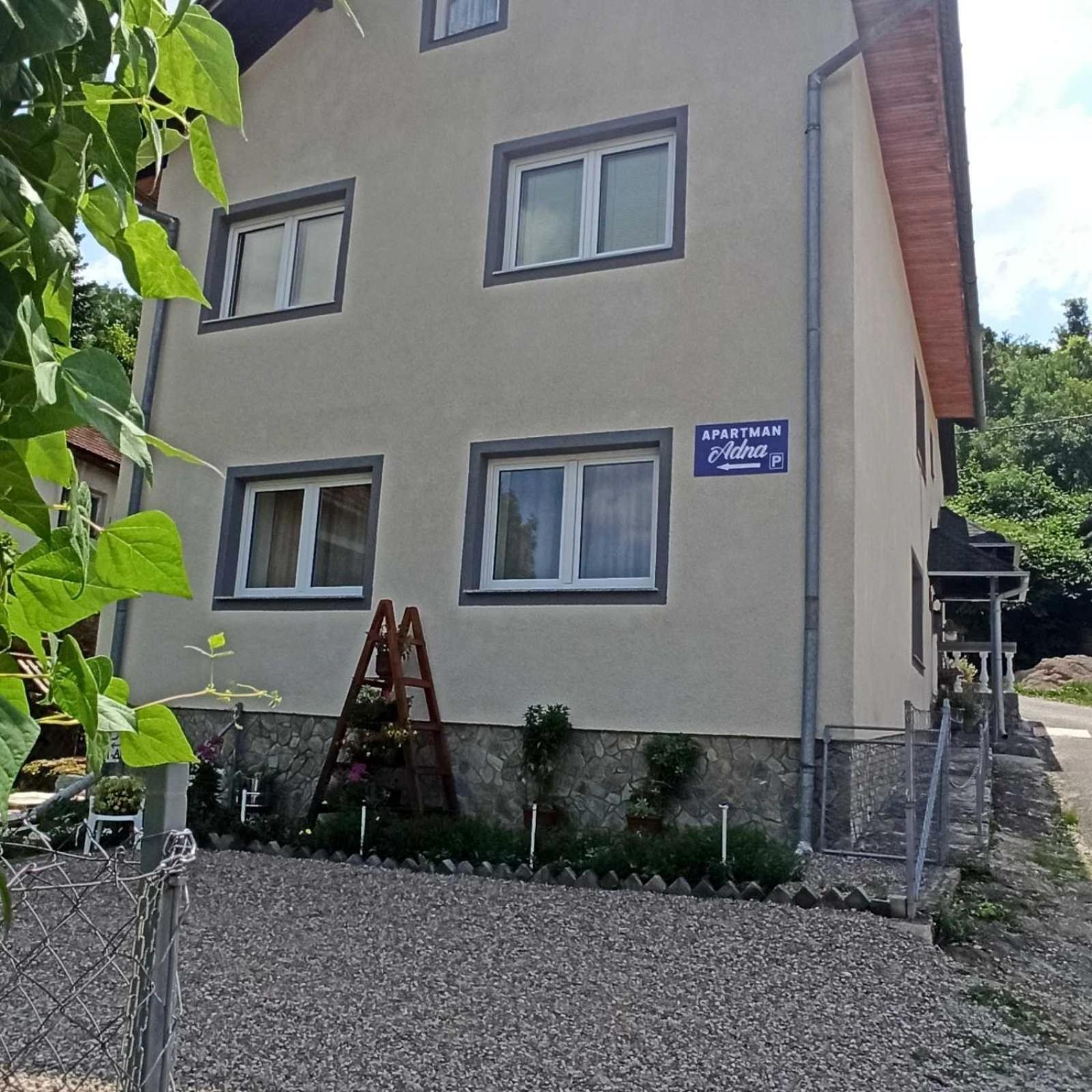 Apartman Adna Kulen Vakuf Ngoại thất bức ảnh